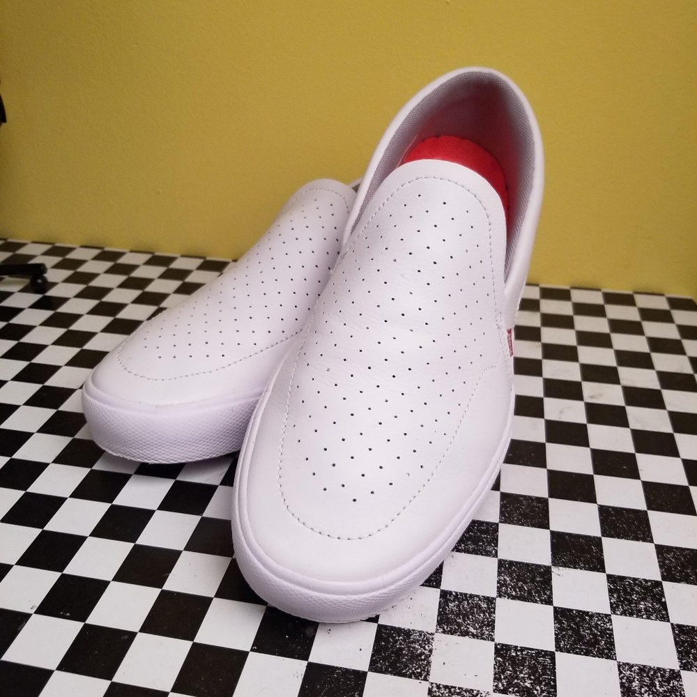 Globe Castro Lyt White Men's Slip-on Loafer
